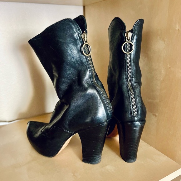 Fiorentini + Baker Black Heeled Leather Boots - Picture 2 of 12